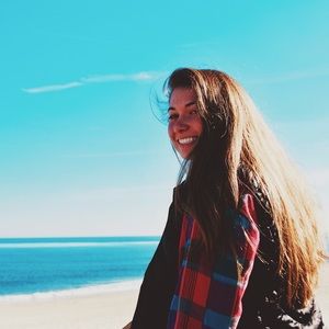 Meet your Posher, Kaila